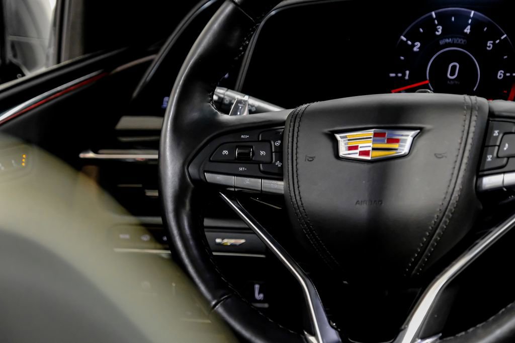 Used 2024 Cadillac Escalade V w/ LPO, ONYX Package image 15