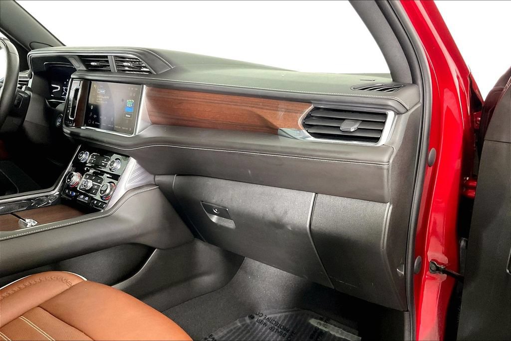 Used 2023 GMC Yukon Denali Ultimate AWD/4WD image 21