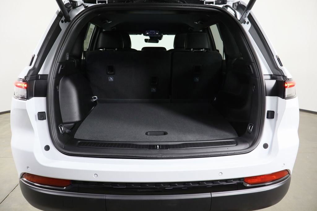 New 2025 Jeep Grand Cherokee Limited image 18