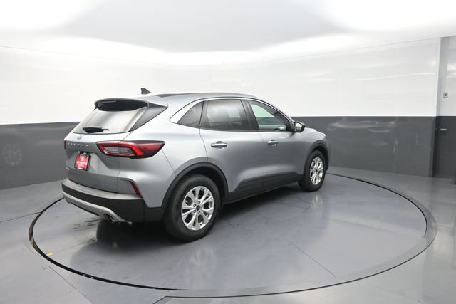 Used 2024 Ford Escape Active FWD image 4