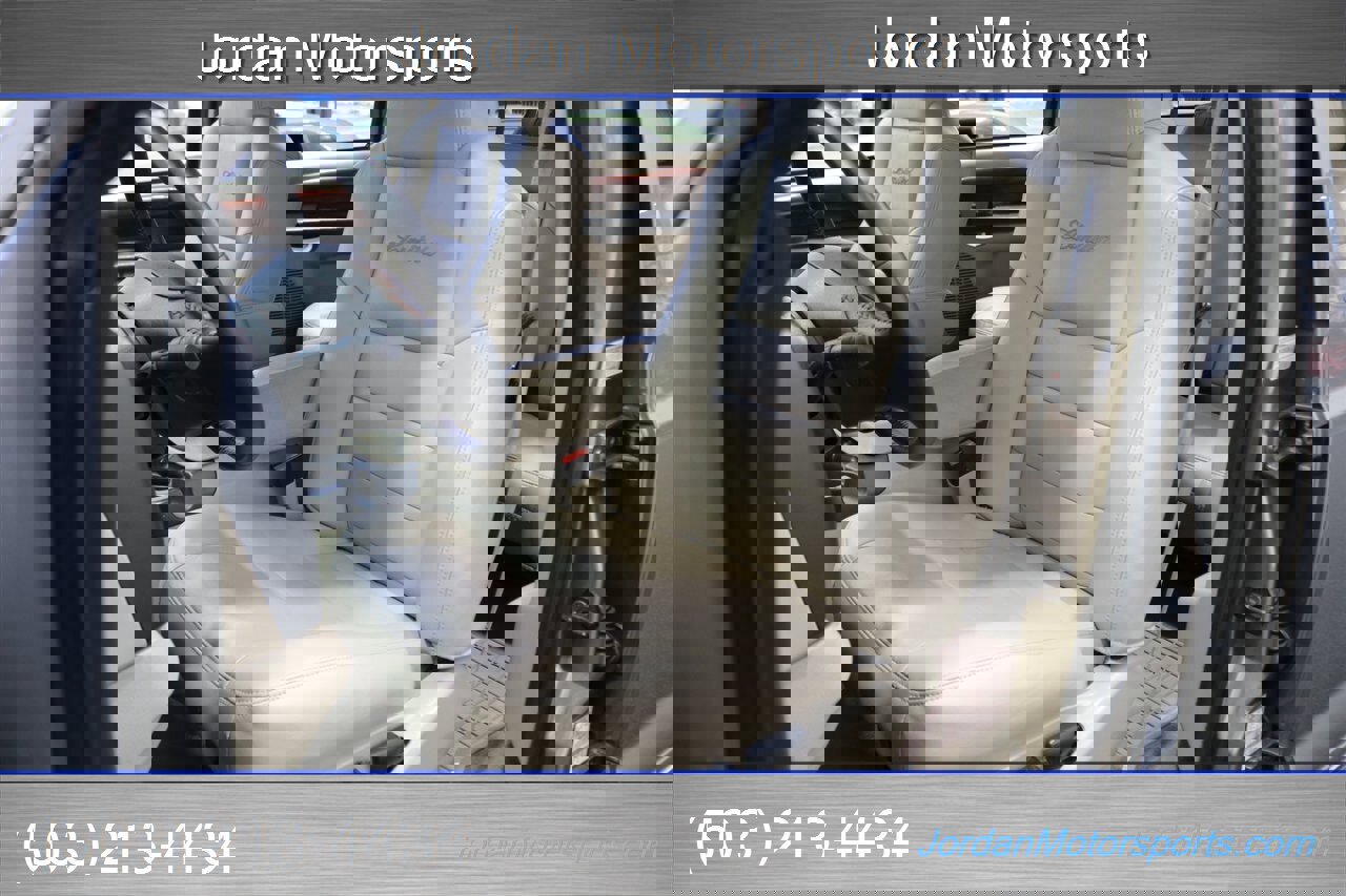 Used 2005 Ford Excursion Limited image 16