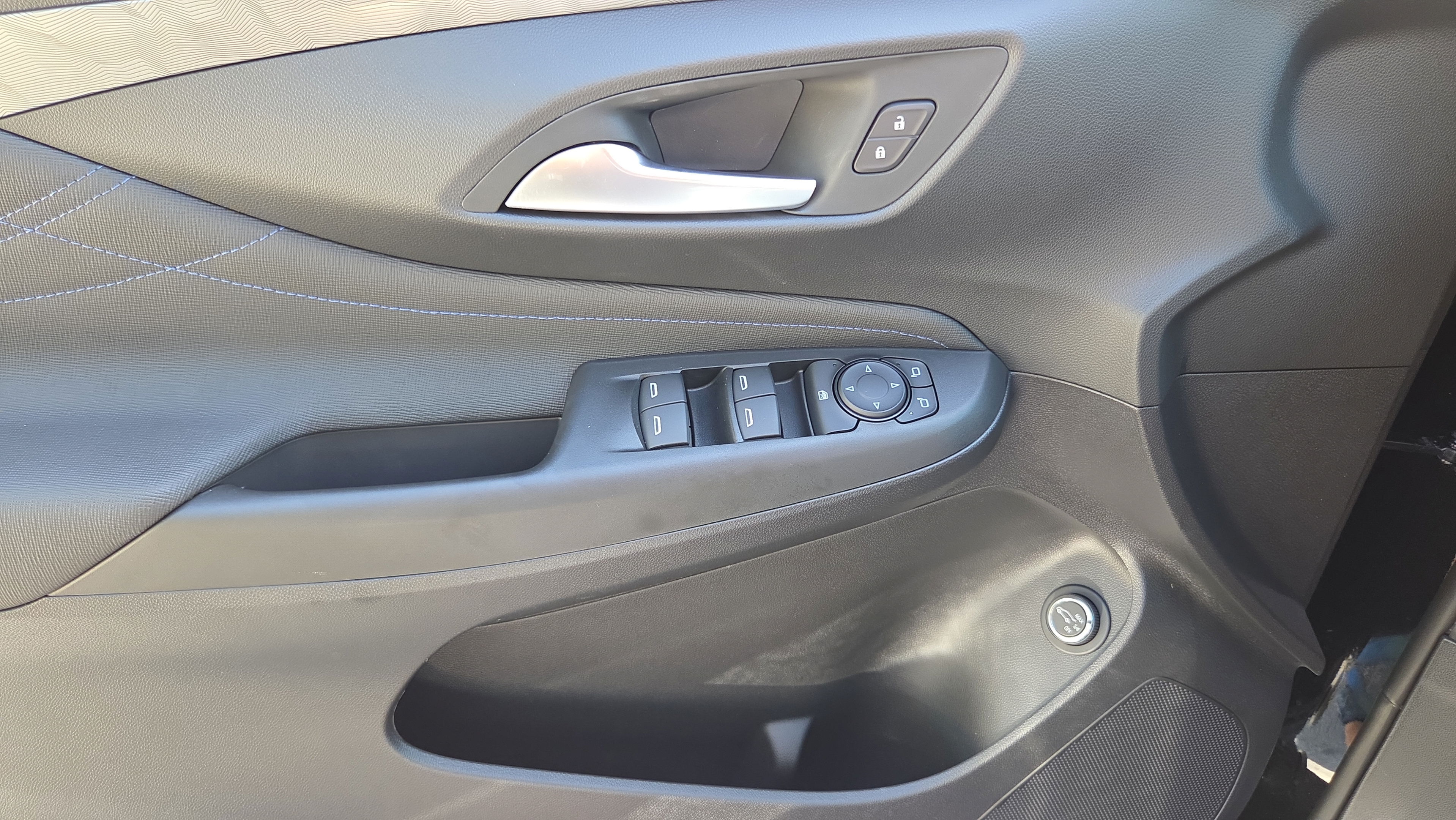 New 2026 Buick Envista Sport Touring w/ Convenience I Package FWD image 27