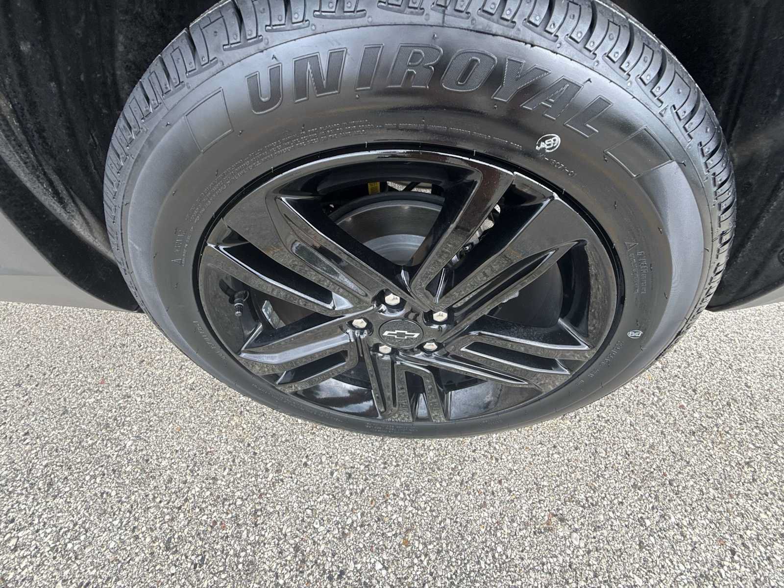 Certified 2024 Chevrolet Trax ACTIV w/ Sunroof Package FWD image 32