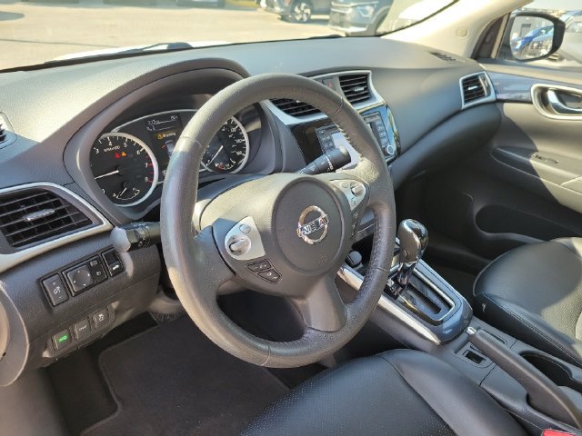 Used 2016 Nissan Sentra SR w/ SR Premium Package FWD image 22