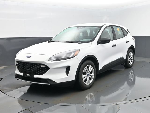 Used 2022 Ford Escape S image 2