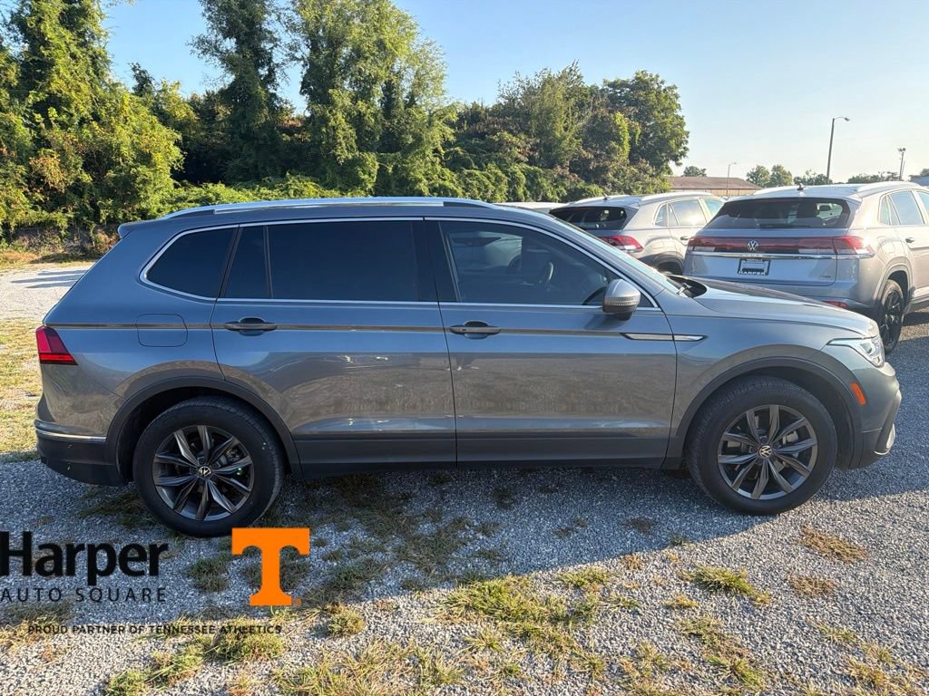 Used 2022 Volkswagen Tiguan SE AWD/4WD image 6