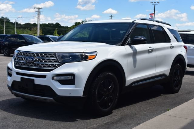 Used 2023 Ford Explorer Limited w/ Class IV Trailer Tow Package AWD/4WD image 16