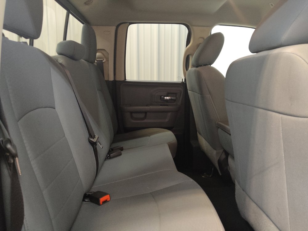 Used 2017 RAM 1500 Classic SLT AWD/4WD image 19