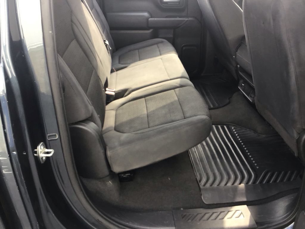 Used 2020 Chevrolet Silverado 1500 Custom w/ Custom Value Package AWD/4WD image 14