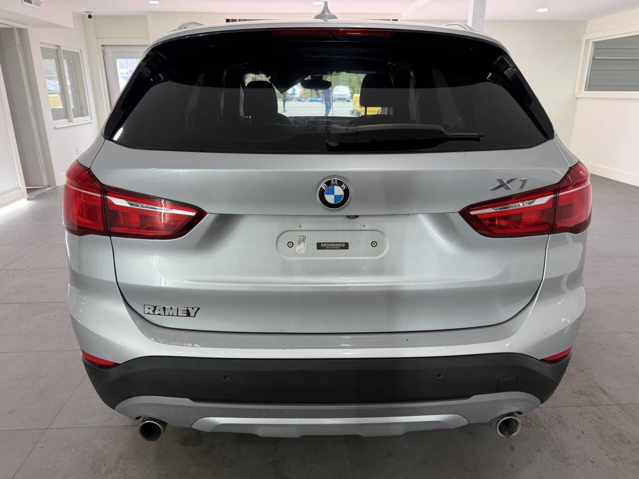 Used 2016 BMW X1 xDrive28i AWD/4WD image 16