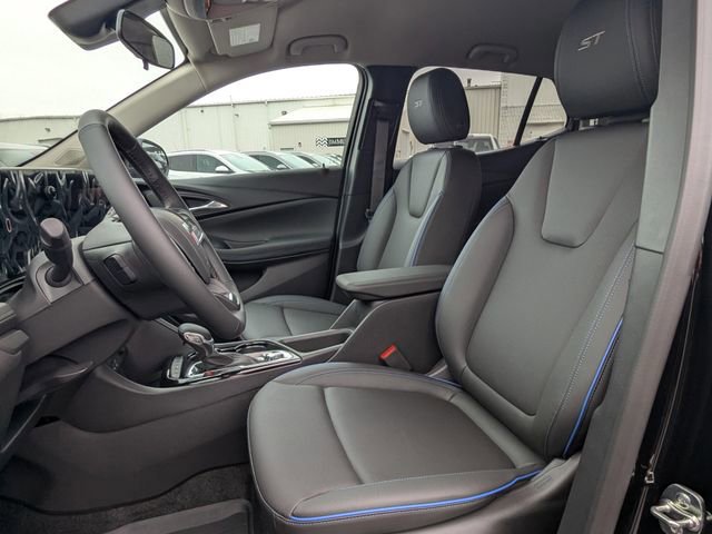 New 2026 Buick Encore GX Sport Touring w/ Comfort Package image 2