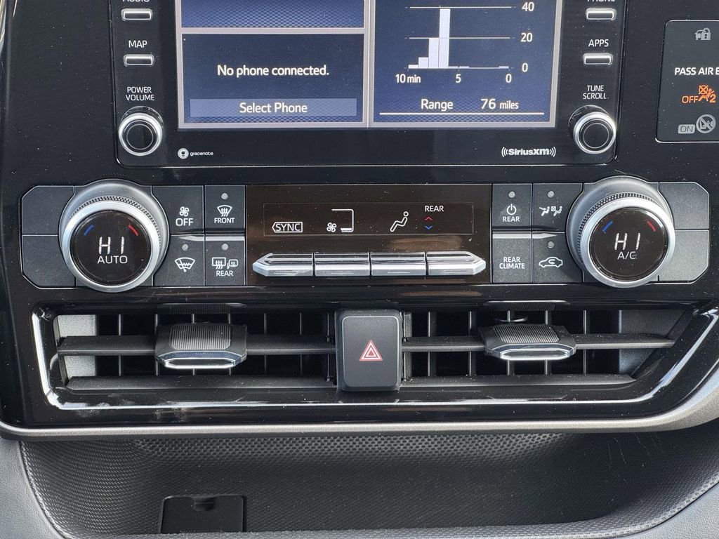 Used 2022 Toyota Highlander L image 5