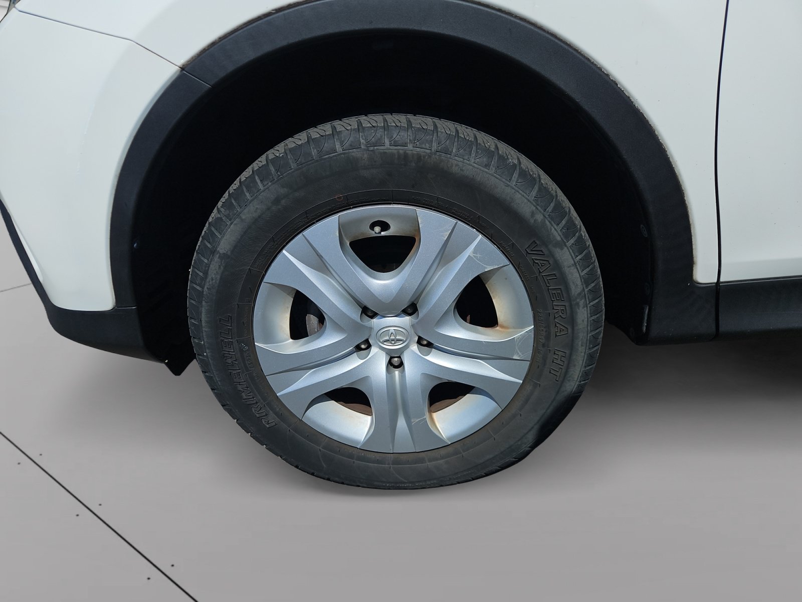 Used 2014 Toyota RAV4 LE FWD image 14