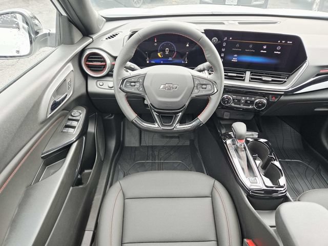 New 2026 Chevrolet Trax RS FWD image 8