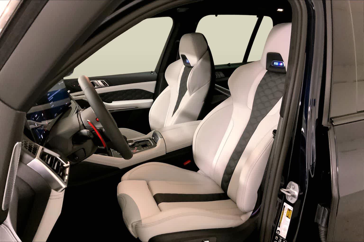 New 2026 BMW X5 M Competition w/ Executive Package AWD/4WD image 9