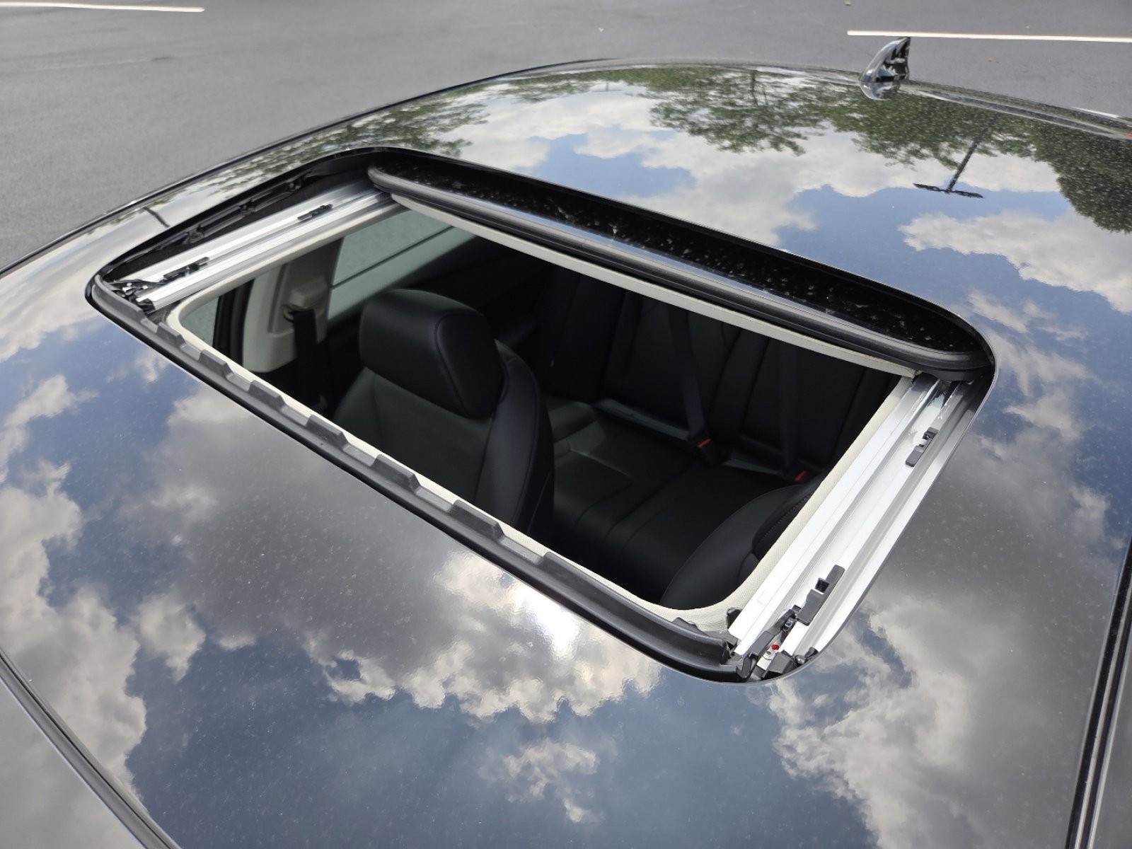 New 2026 Honda Accord Touring image 3