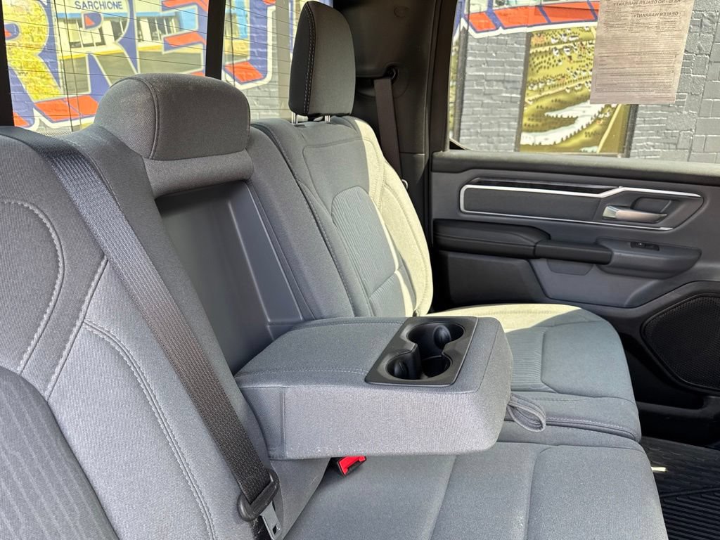 Used 2022 RAM 1500 Big Horn AWD/4WD image 12