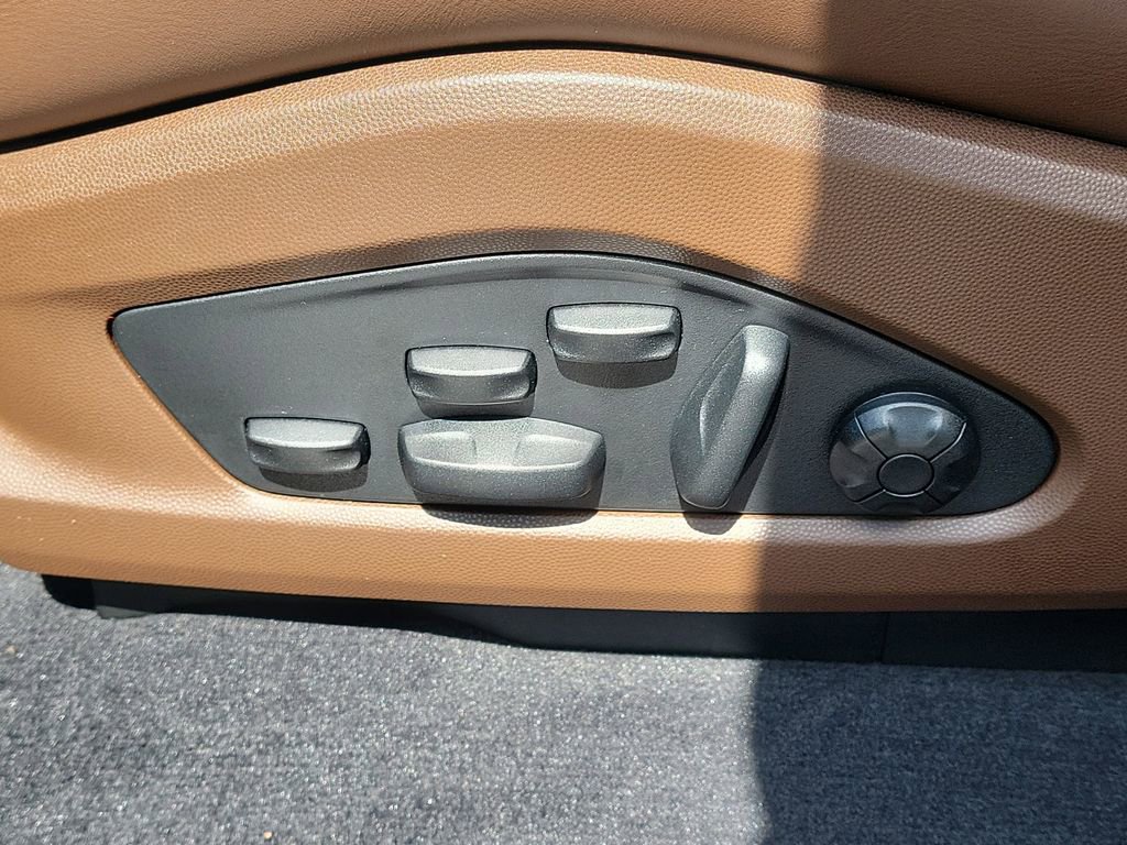 New 2026 Porsche Macan 4 Electric image 28