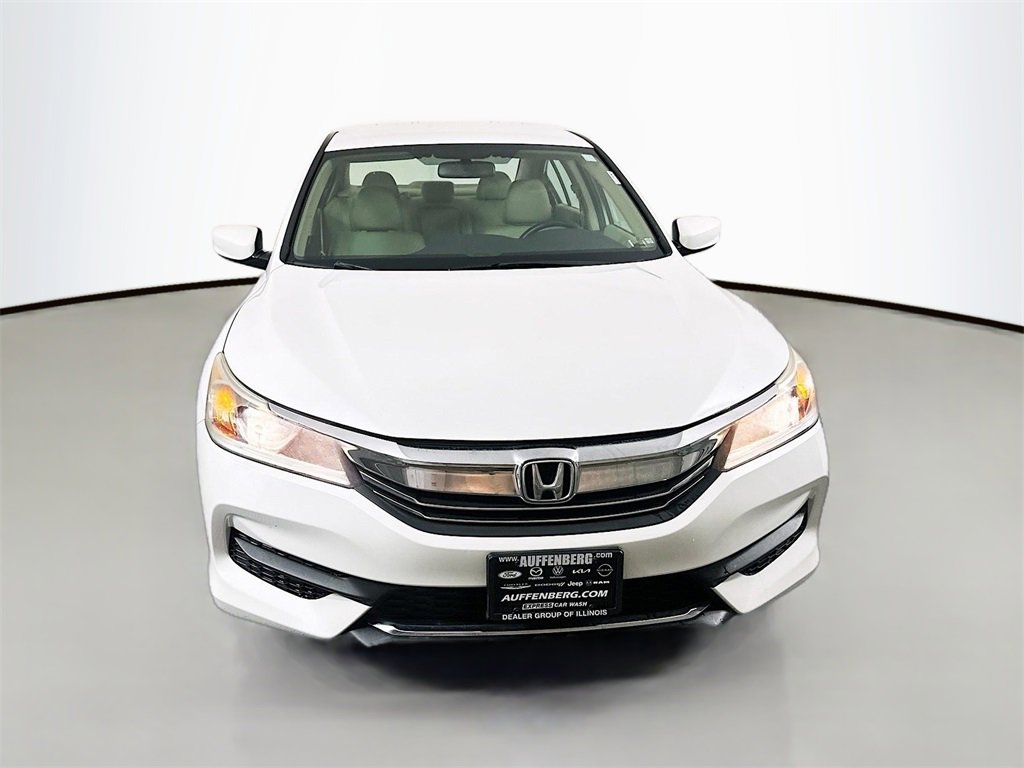 Used 2017 Honda Accord LX image 2