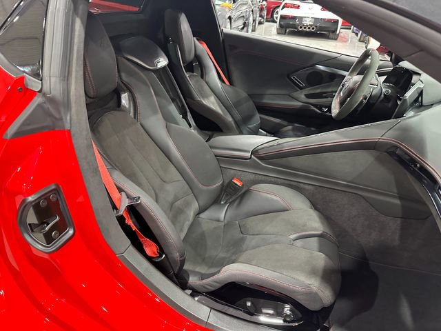 Used 2023 Chevrolet Corvette Stingray Premium Conv w/ Z51 Performance Package image 13