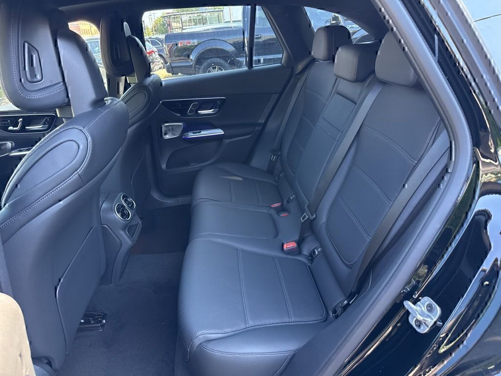 Used 2026 Mercedes-Benz GLC 350e 4MATIC image 18