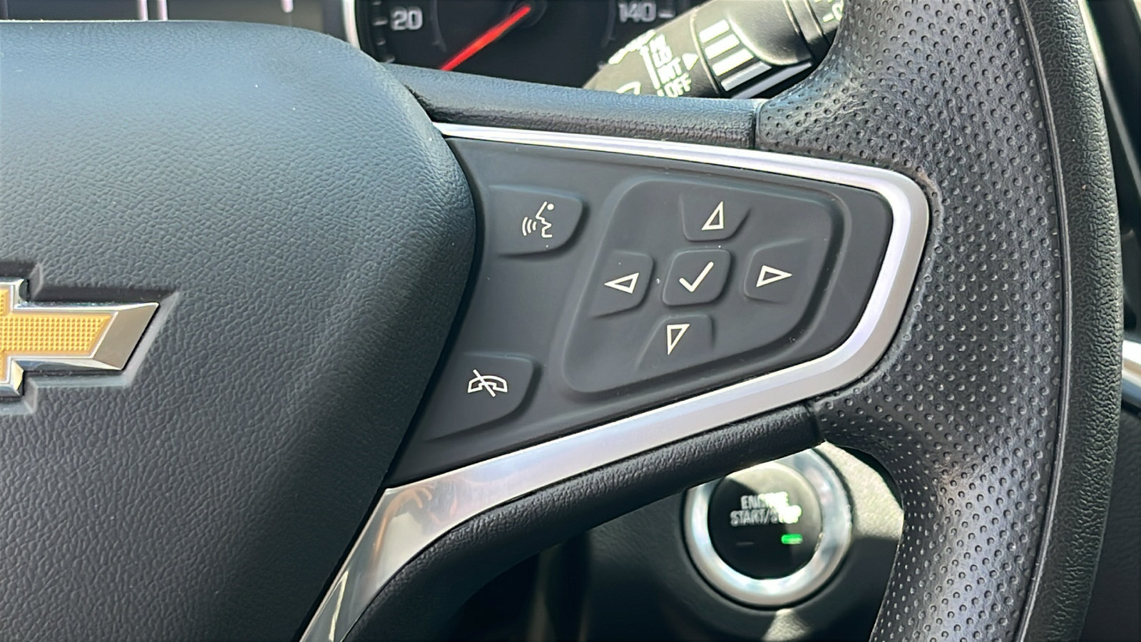 Used 2022 Chevrolet Equinox LT FWD image 18