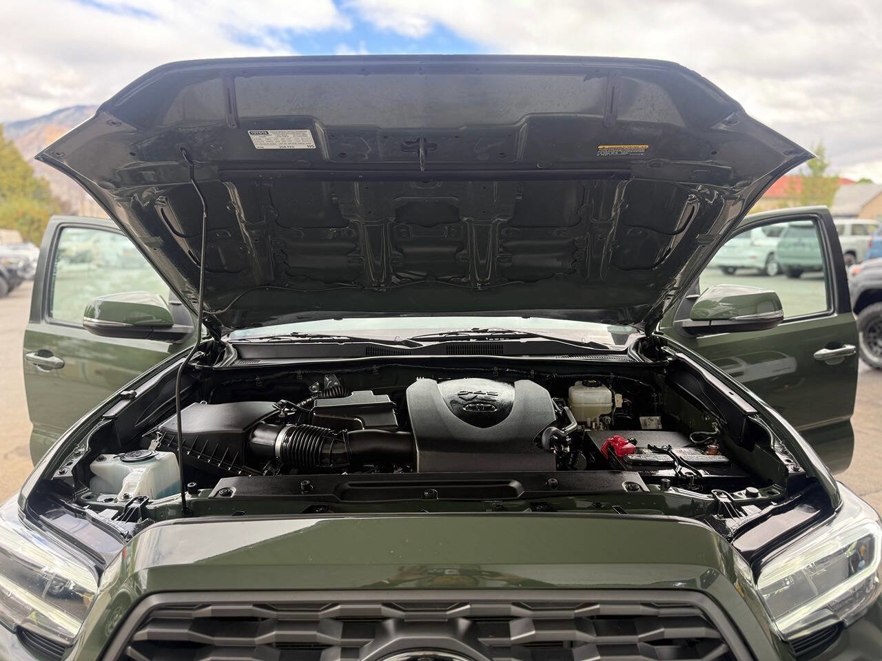 Used 2022 Toyota Tacoma TRD Off-Road image 77