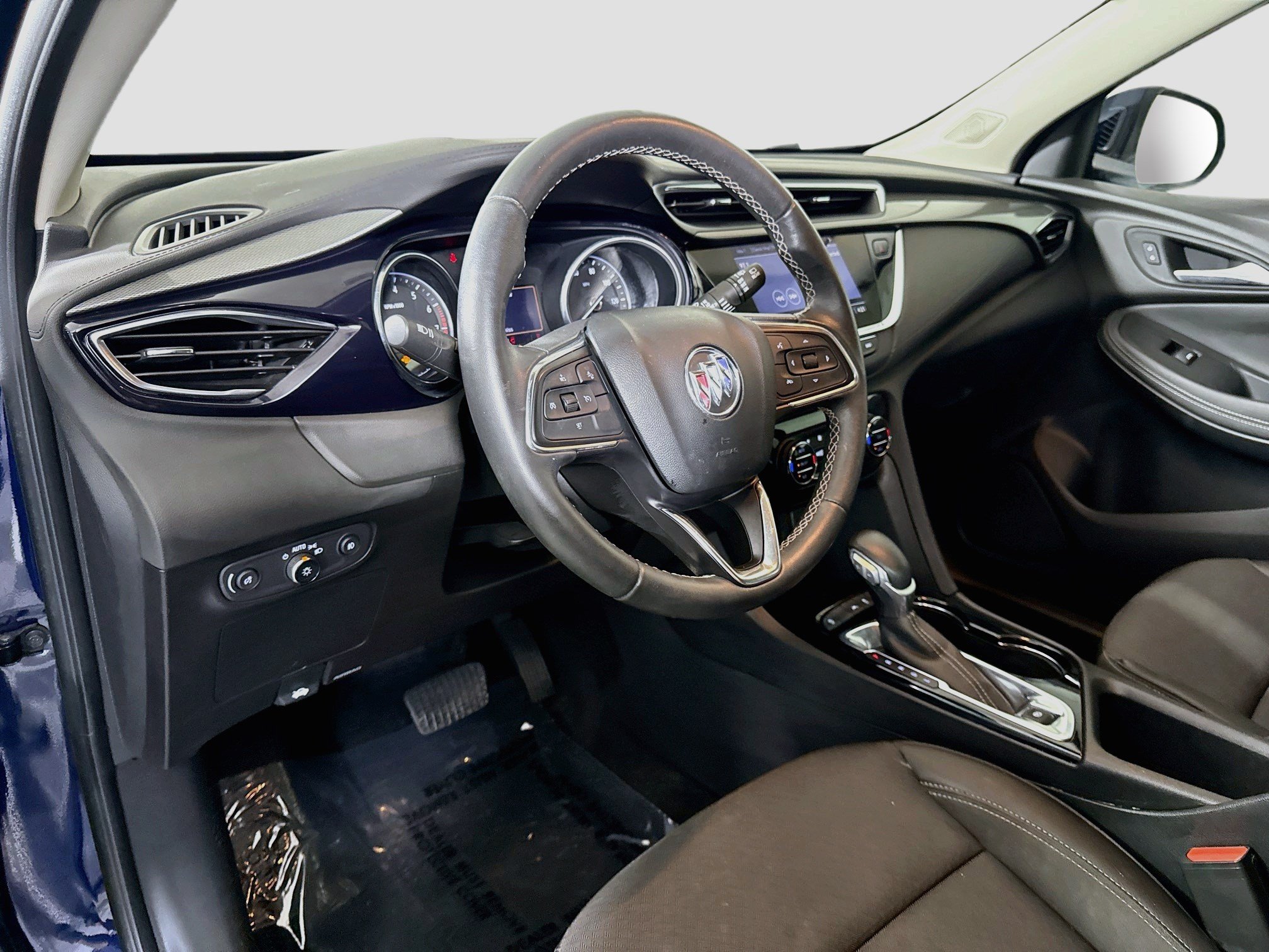 Used 2023 Buick Encore GX Select FWD image 23