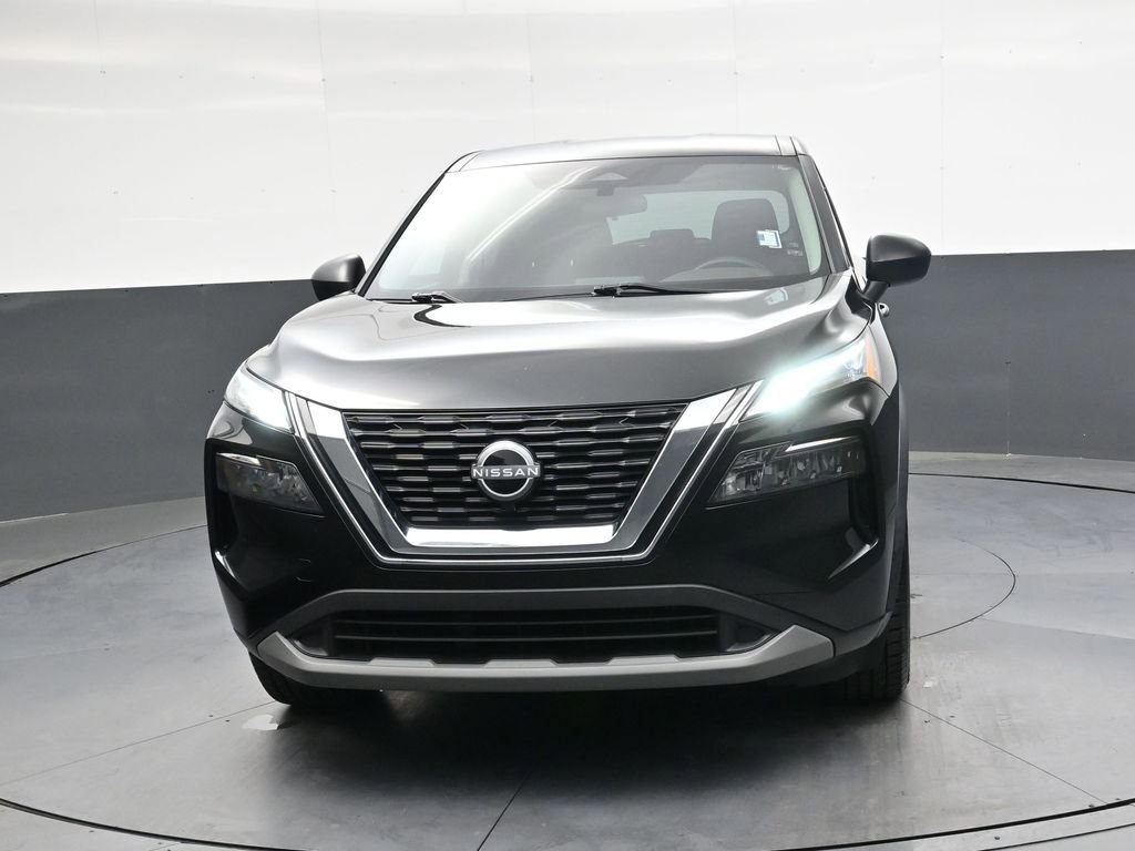 Used 2023 Nissan Rogue S image 9