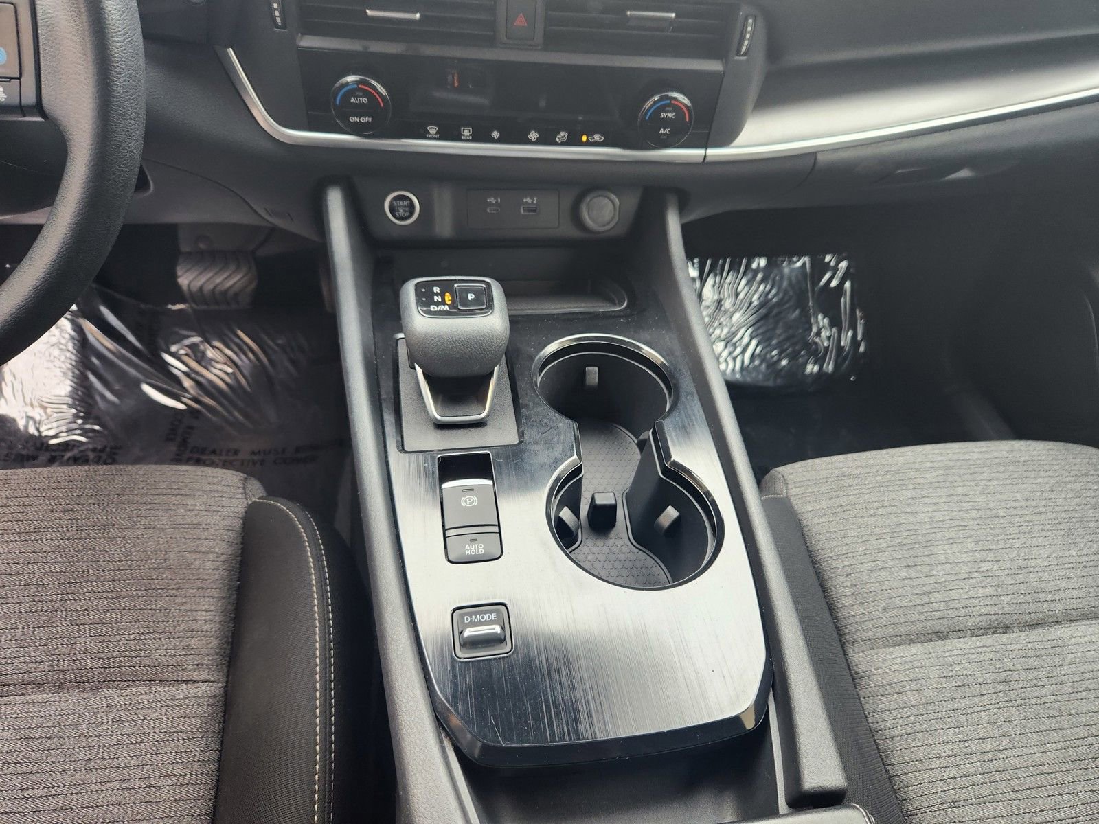 Used 2023 Nissan Rogue SV FWD image 20