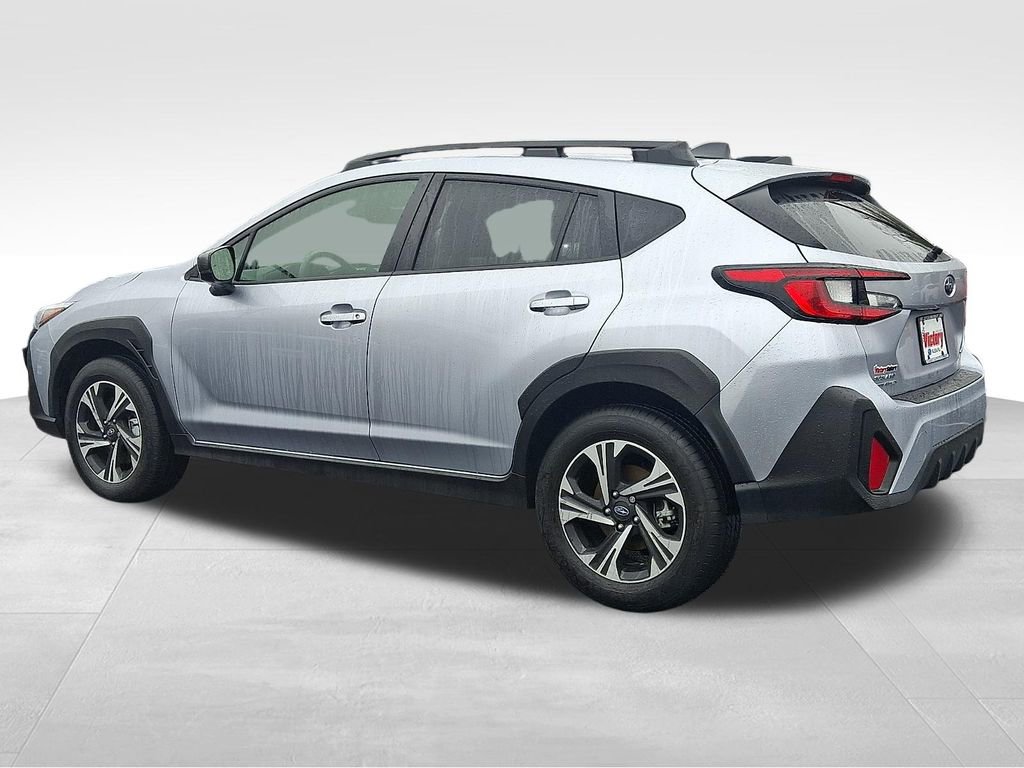 Used 2024 Subaru Crosstrek 2.0i Premium image 4