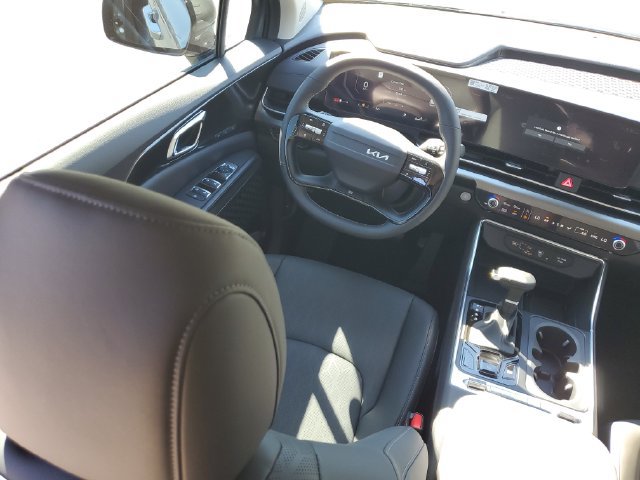 New 2027 Kia Carnival SX FWD image 7