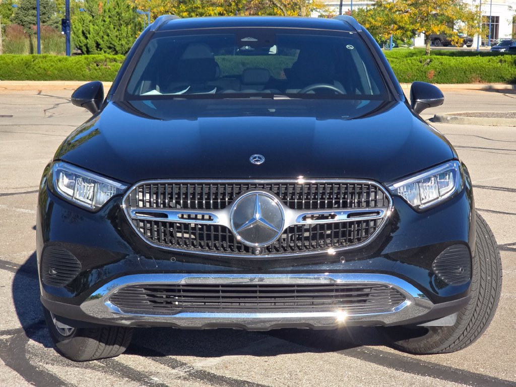 Used 2026 Mercedes-Benz GLC 300 4MATIC image 12