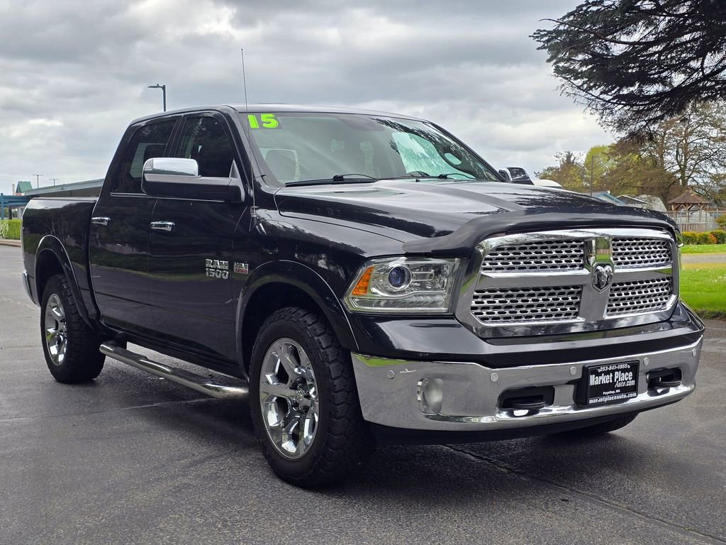 Used 2015 RAM 1500 Laramie w/ Convenience Group AWD/4WD image 8