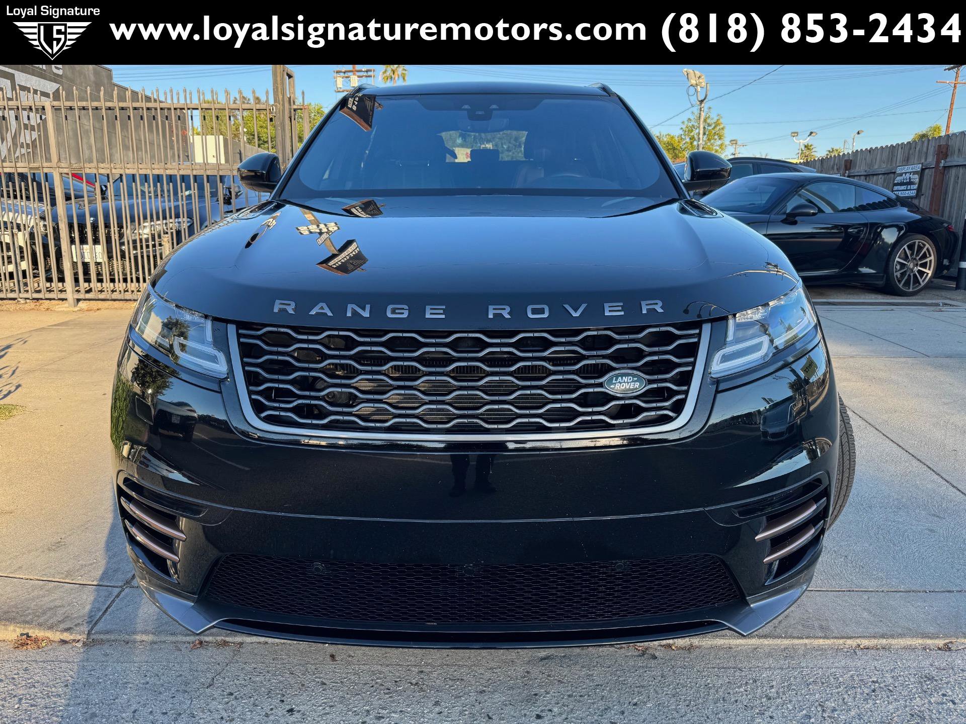 Used 2018 Land Rover Range Rover Velar R-Dynamic SE image 2