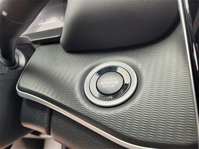 New 2025 Jeep Grand Cherokee Laredo image 28