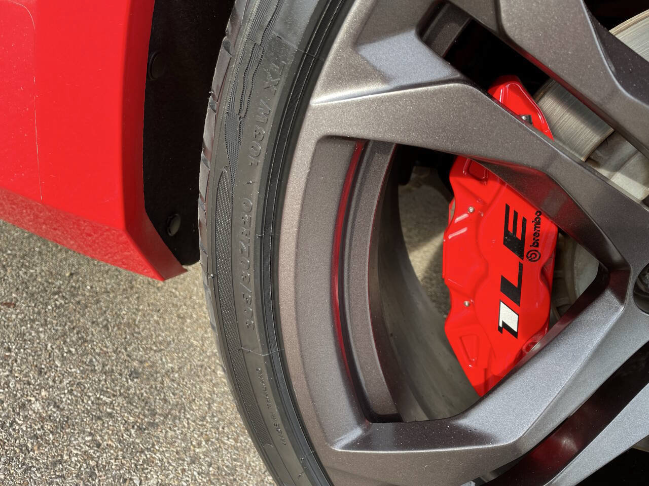 Used 2018 Chevrolet Camaro SS RWD image 26