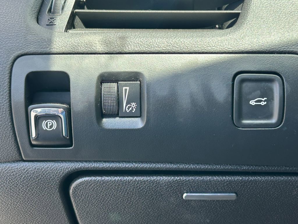 Used 2018 Chevrolet Impala LS FWD image 22