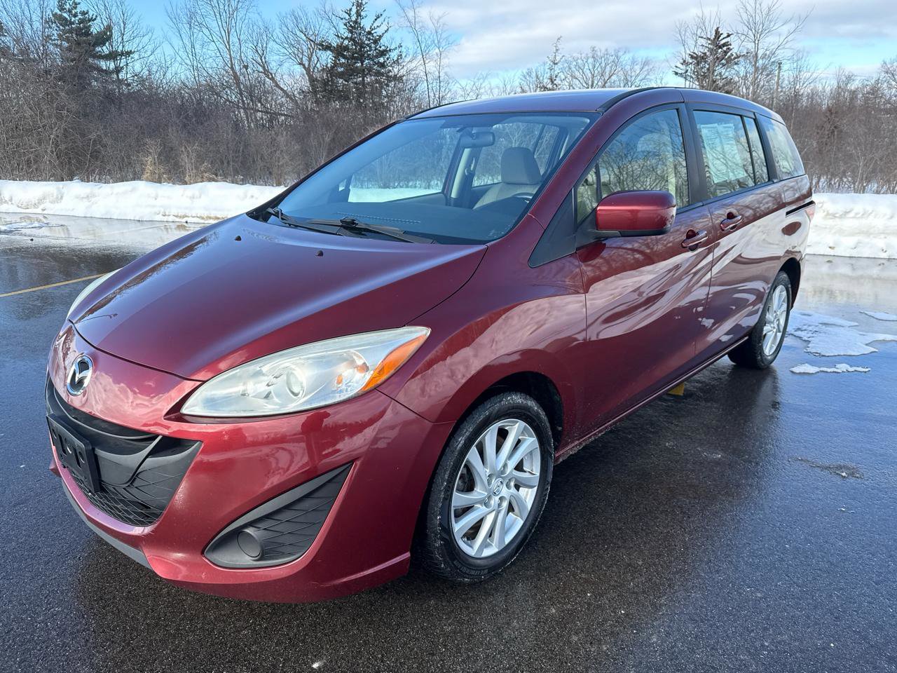 Used 2012 MAZDA MAZDA5 Sport image 1