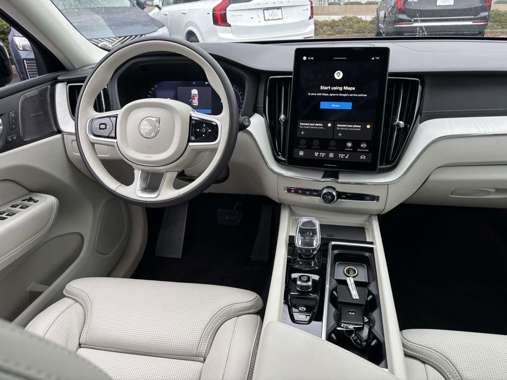 New 2026 Volvo XC60 B5 Ultra w/ Protection Package Premier image 29
