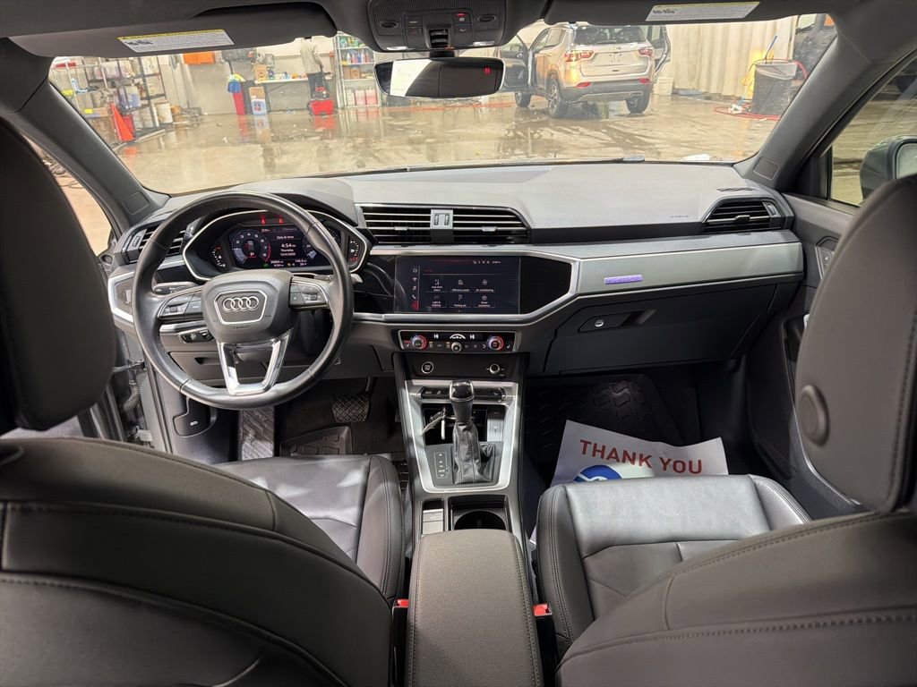 Used 2022 Audi Q3 2.0T Premium Plus image 28