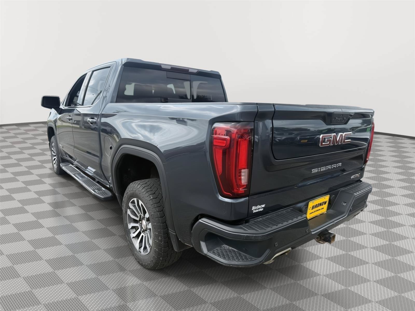 Used 2021 GMC Sierra 1500 AT4 w/ AT4 Preferred Package AWD/4WD image 3