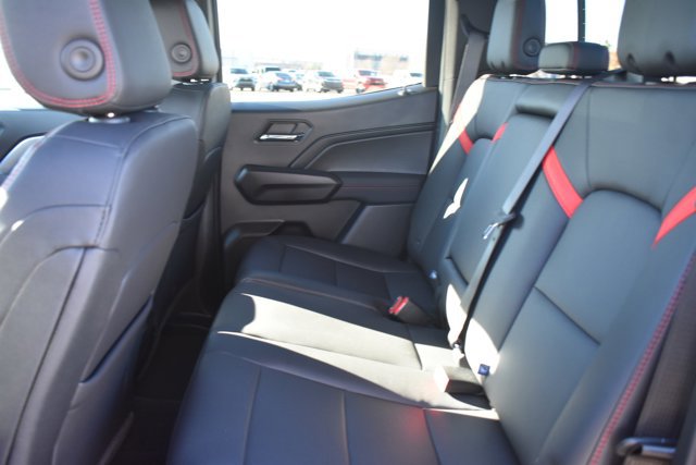 New 2026 Chevrolet Colorado Z71 image 16
