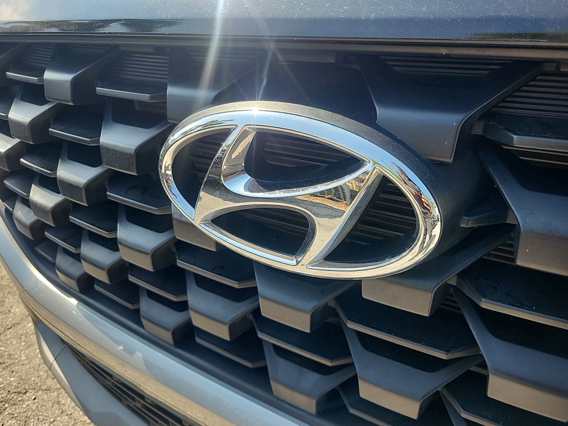 Used 2023 Hyundai Santa Fe SEL FWD image 7