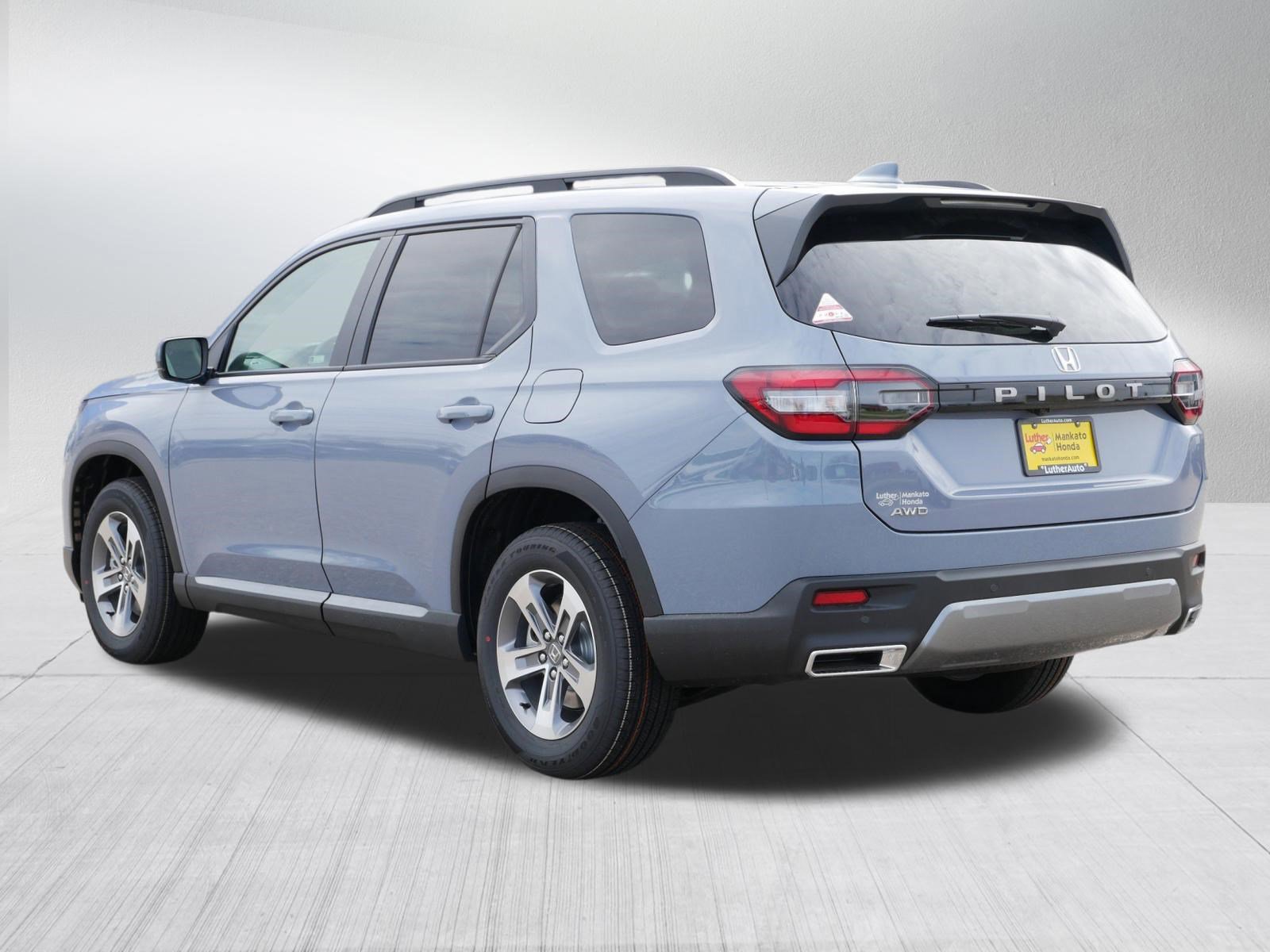 New 2026 Honda Pilot EX-L image 3