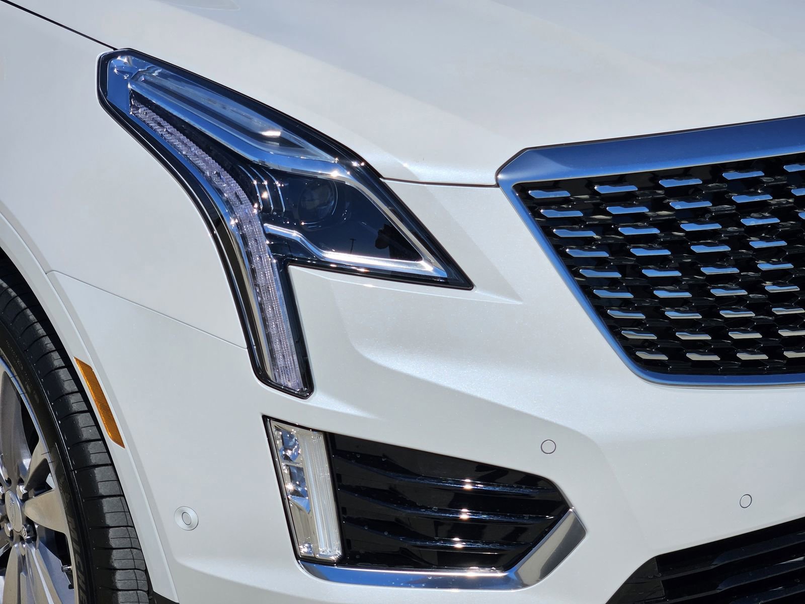 New 2026 Cadillac XT5 Premium Luxury w/ Driver Assist Package image 9