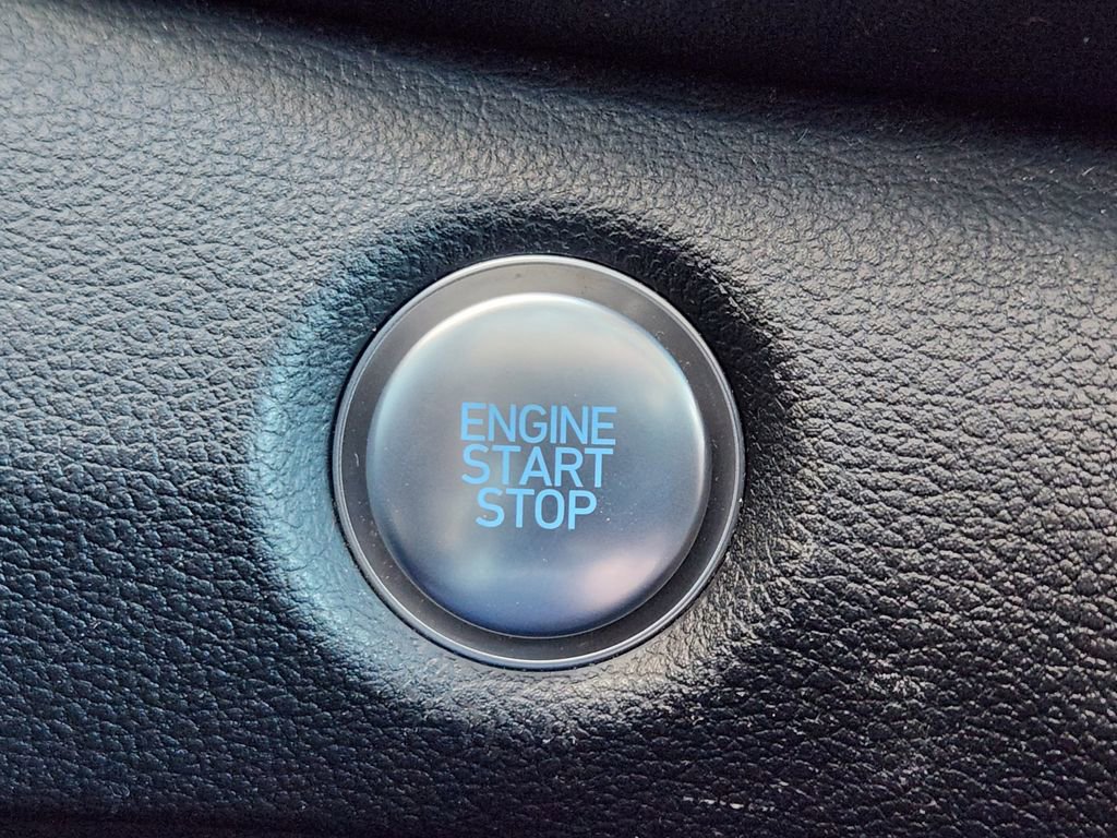 Used 2023 Hyundai Santa Fe SEL image 12