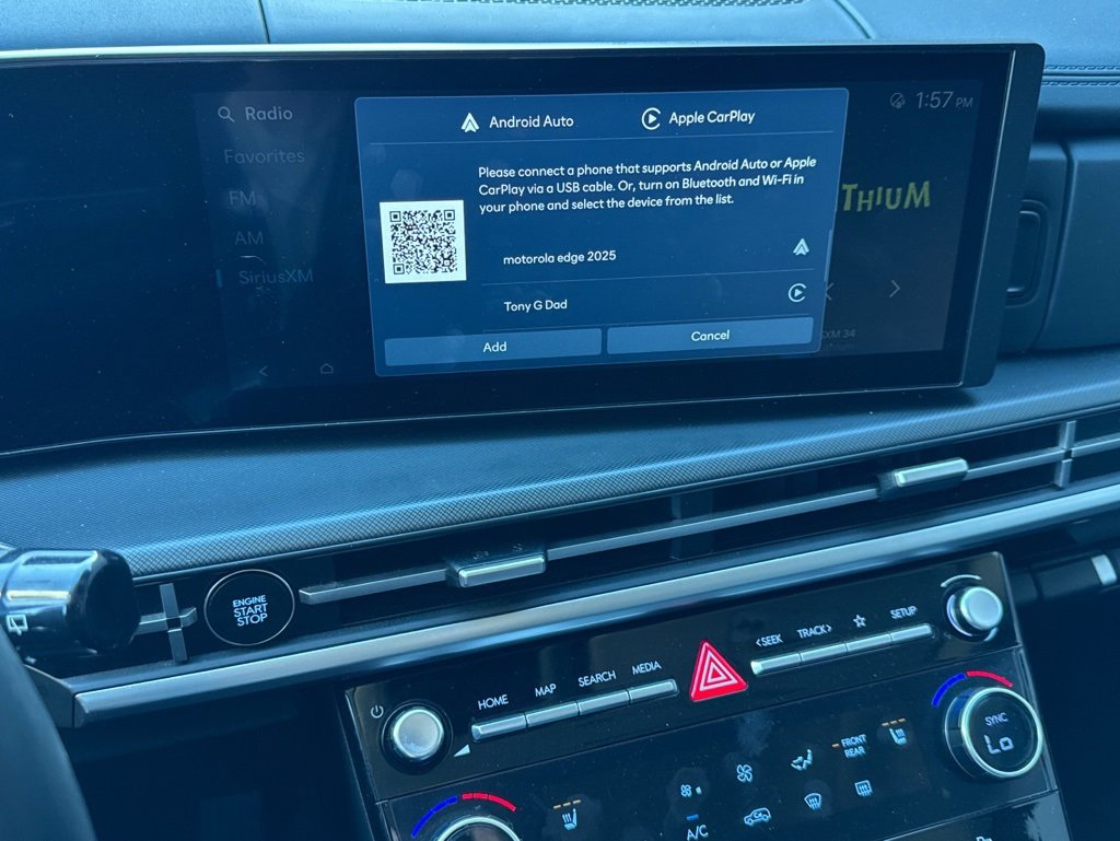 Used 2025 Hyundai Santa Fe SEL image 8