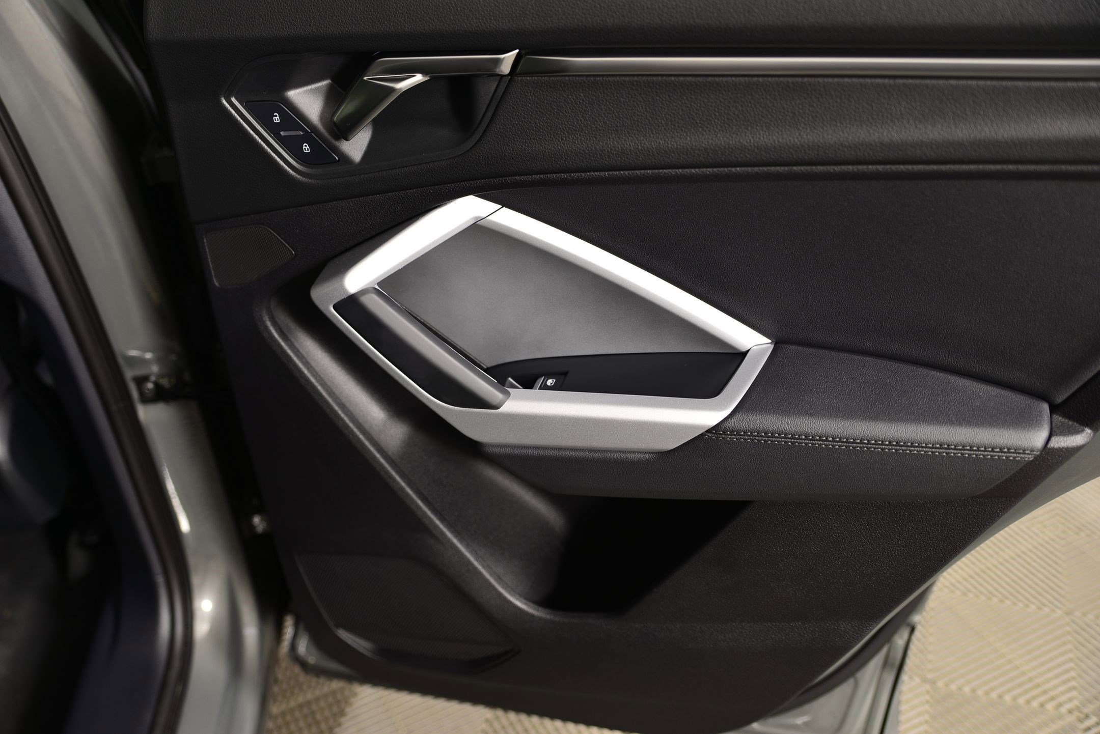 Certified 2023 Audi Q3 2.0T Premium w/ Convenience Package image 23