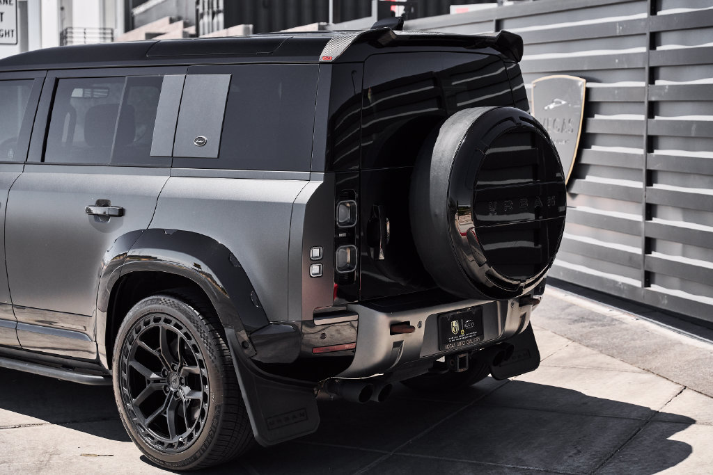Used 2023 Land Rover Defender 110 Carpathian Edition AWD/4WD image 13